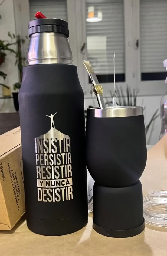 Set Termo Personalizado de 750 ml  y mate
